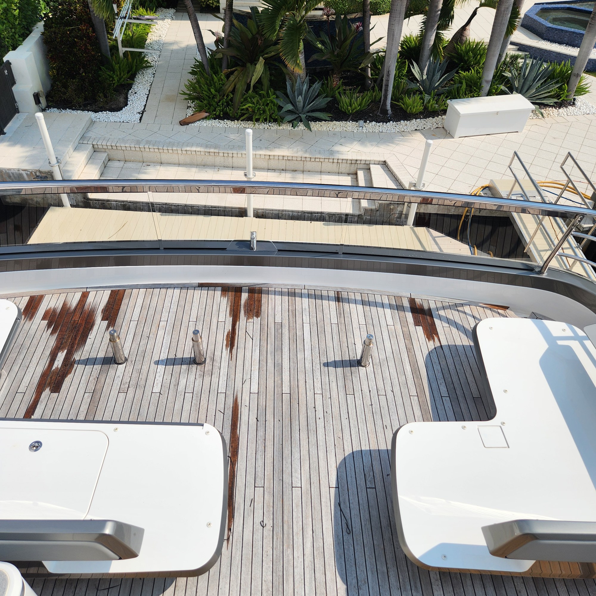 Attention to Detail project photo: Teak & Exterior Presentation
